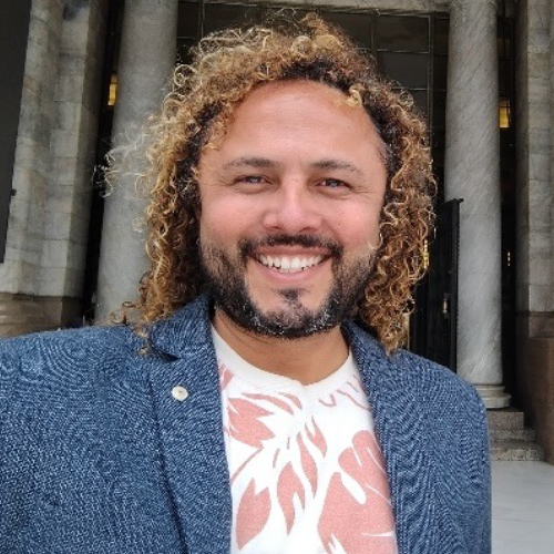 Palestrante Dr Jakson Renner Rodrigues Soares  (Espanha) - Coordenador do Grupo de Pesquisa em Experiência Turística (Universidade da Coruña). 